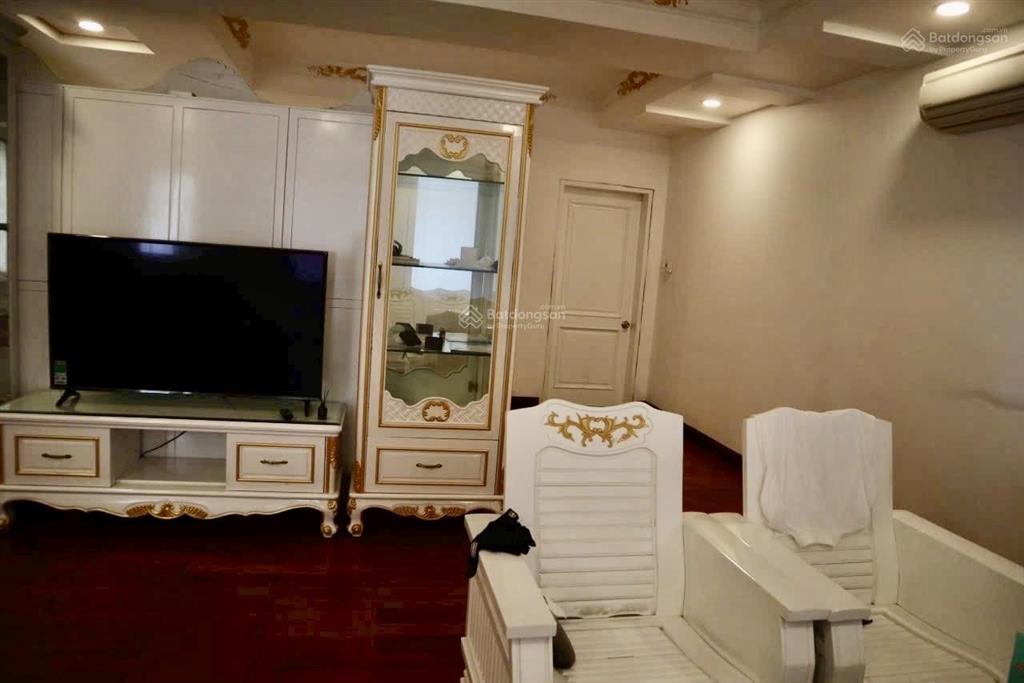 Bán toà nhà mặt tiền võ văn kiệt  13.5x20 5 tầng + hầm siêu phẩm hiếm! 85t còn tl
