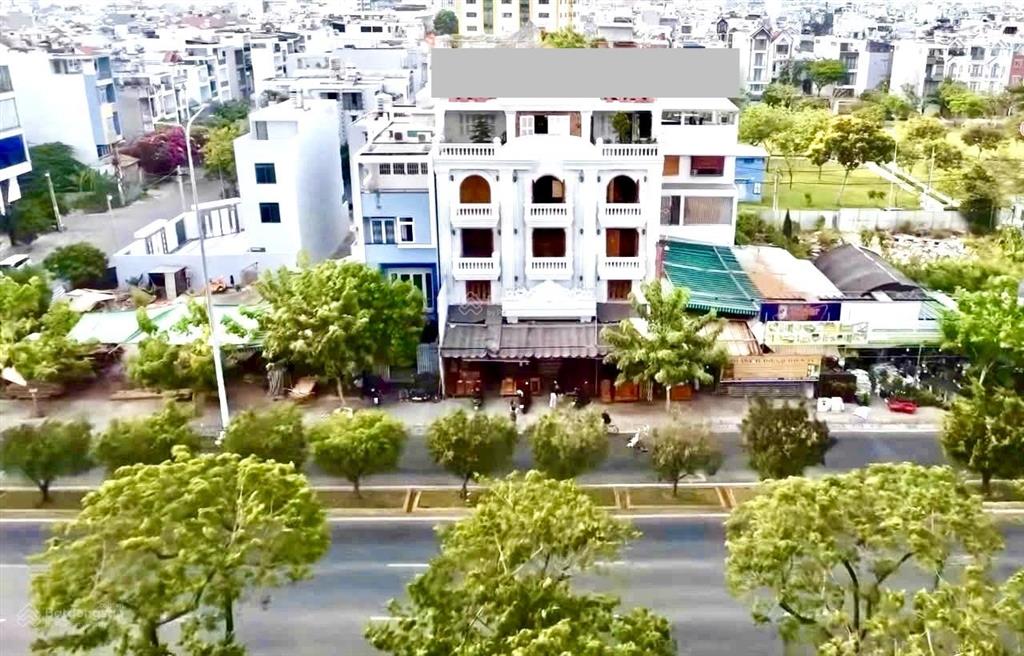 Bán toà nhà mặt tiền võ văn kiệt  13.5x20 5 tầng + hầm siêu phẩm hiếm! 85t còn tl