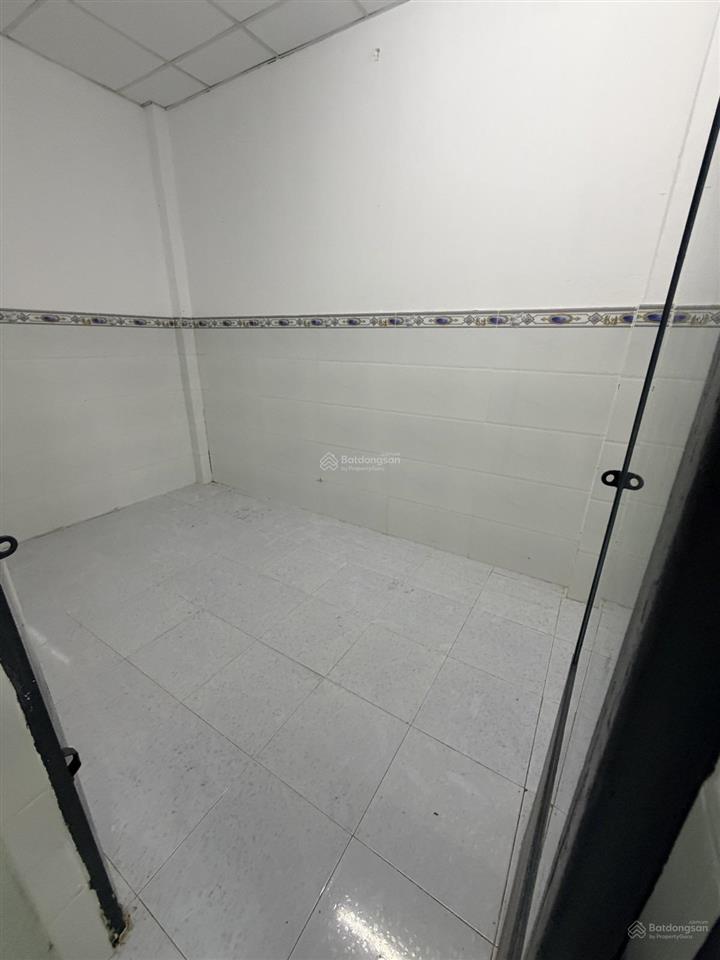 Nhà ô tô 8m thông p15 q8  mặt tiền 10m kinh doanh  chỉ 4.3 tỷ còn thương lượng