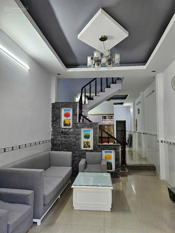 Gấp! cho thuê nhà phú định q8  5pn 3wc  full máy lạnh! phù hợp vp cty hoặc nhà đông người!