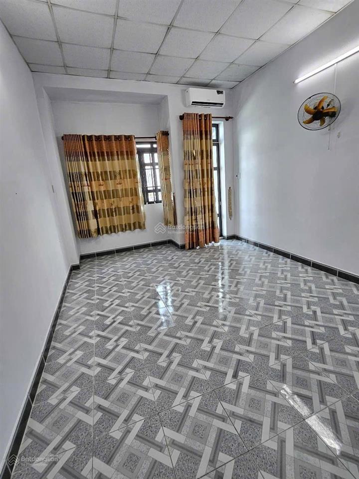 Gấp! cho thuê nhà phú định q8  5pn 3wc  full máy lạnh! phù hợp vp cty hoặc nhà đông người!