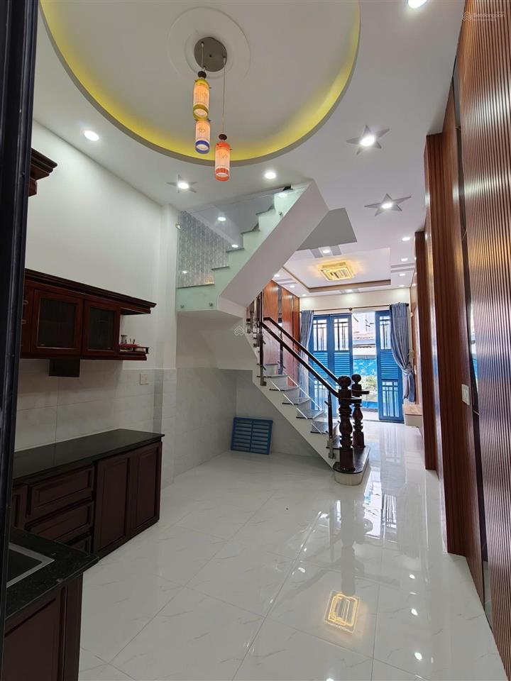 Nhà mới phú định 4pn 5wc  4 tầng đẹp có sân thượng  chỉ 4,9 tỷ tl  xem ngay