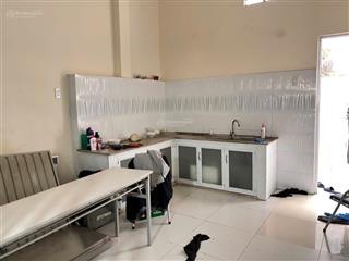 Nhà phố mặt tiền đường số 43 giá thỏa thuận.