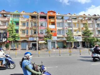 Bán đất tặng 10 căn nhà trọ, vị trí rất đẹp, hẻm thông thoáng, dt 10x18m