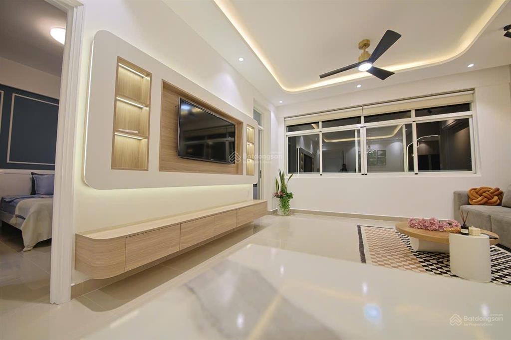 Cho thuê căn hộ cảnh viên 1 118m 3pn giá 1.500 usd (~39 triệu/tháng) lầu 6 | phú mỹ hưng q7