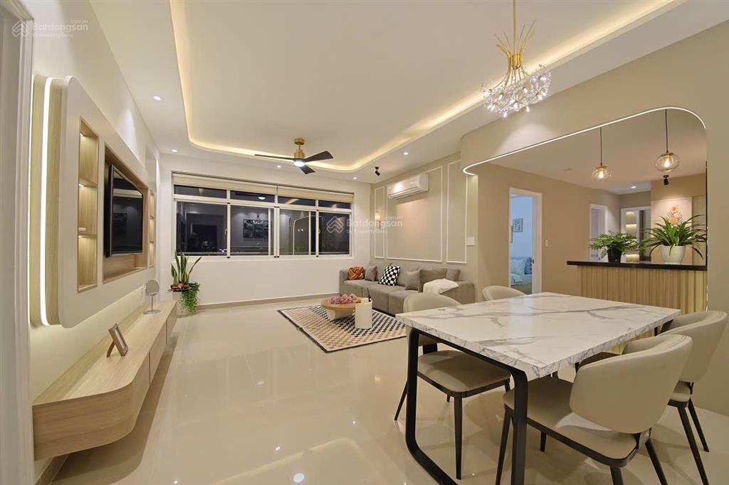 Cho thuê căn hộ cảnh viên 1 118m 3pn giá 1.500 usd (~39 triệu/tháng) lầu 6 | phú mỹ hưng q7