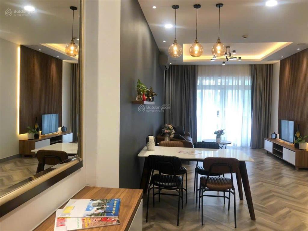 Bán căn hộ riverside phú mỹ hưng 82m2 2pn giá 8 tỷ lầu 15