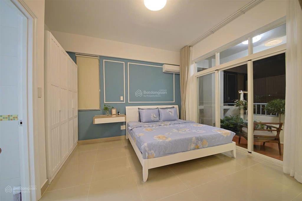 Cho thuê căn hộ cảnh viên 1 phú mỹ hưng 119m2 3pn 2wc full nội thất giá 1.500usd/tháng ~39 triệu/th