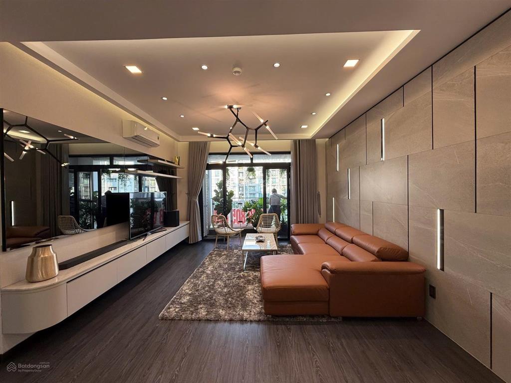 Bán căn hộ riverside residence phú mỹ hưng | 82m | 2pn 2wc | lầu 11 | giá 9.5 tỷ