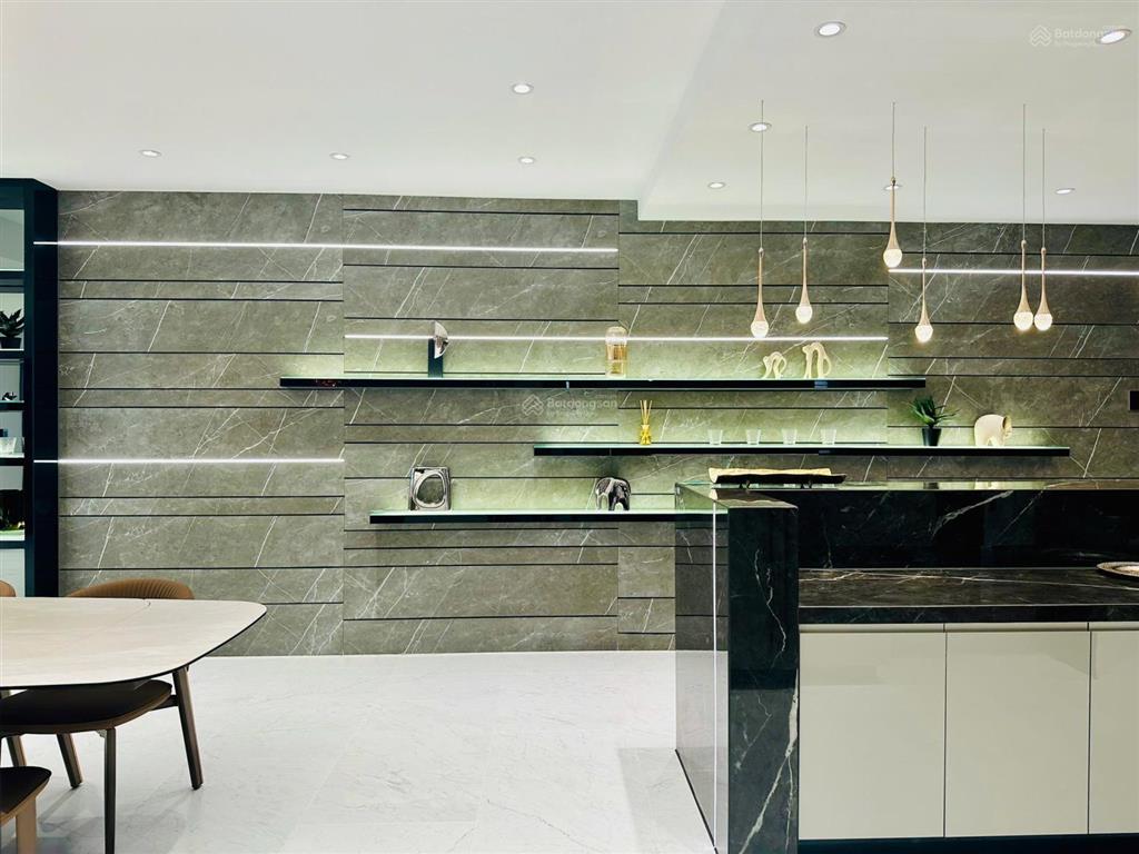 Bán căn hộ riverside residence phú mỹ hưng 146m2 3pn giá 16.5 tỷ