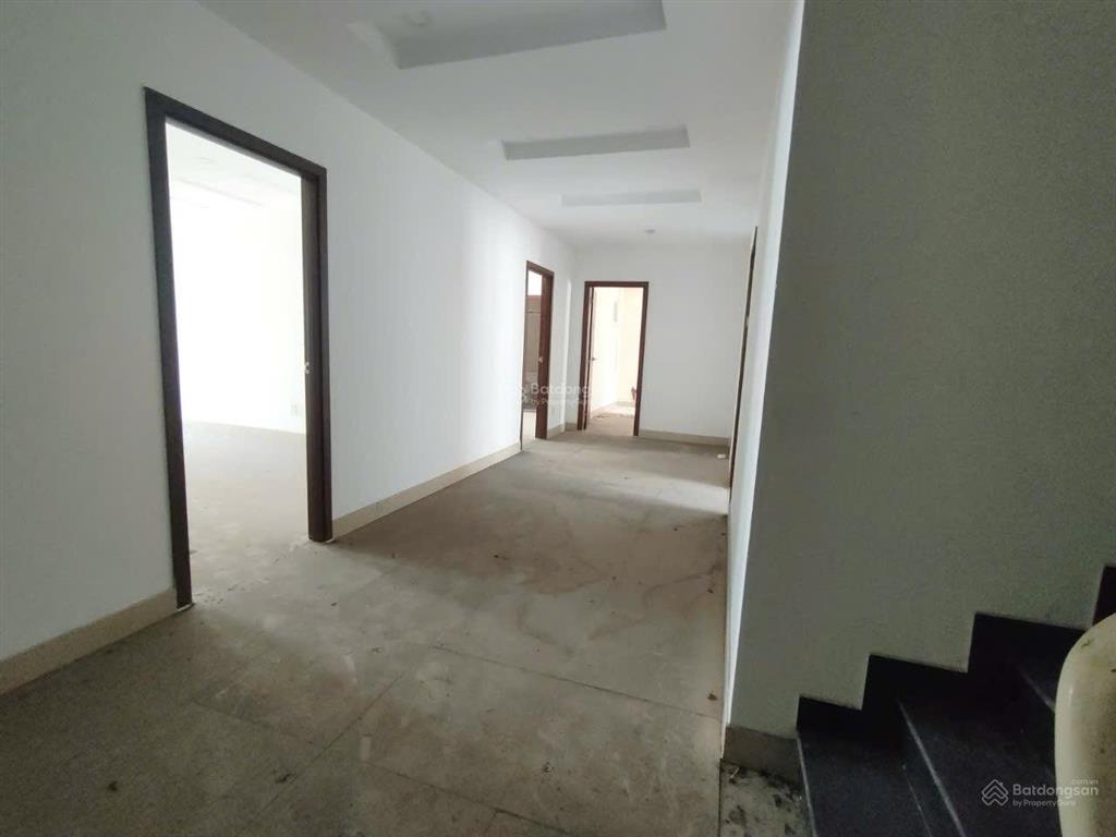 Bán căn đôi hưng phước 4 phú mỹ hưng 12x18.5m, giá 66 tỷ