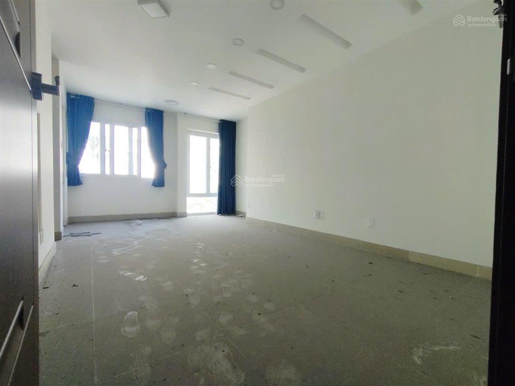 Bán căn đôi hưng phước 4 phú mỹ hưng 12x18.5m, giá 66 tỷ