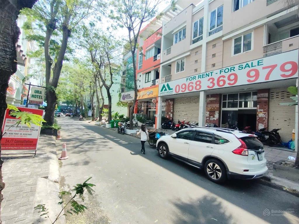 Bán căn đôi hưng phước 4 phú mỹ hưng 12x18.5m, giá 66 tỷ