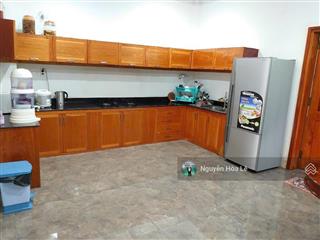 Bán nhà phố vườn sadeco ven sông quận 7 khu an ninh cao đối diện công viên