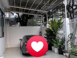 Cho thuê nhà góc 2 mặt tiền sadeco sau sc vivocity p. tân phong, quận 7 giá 70 triệu/tháng