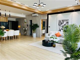 Bán căn hộ scenic valley 1 block b lầu cao 133m 3pn có ô xe giá 15,5 tỷ