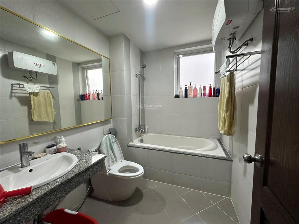 Cho thuê căn hộ riverside residence phú mỹ hưng lầu 5 2pn 82m full nội thất