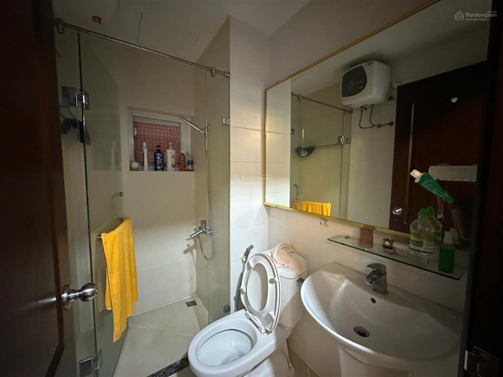 Bán căn hộ riverside residence phú mỹ hưng lầu 5 2pn 82m2 full nội thất giá 8 tỷ