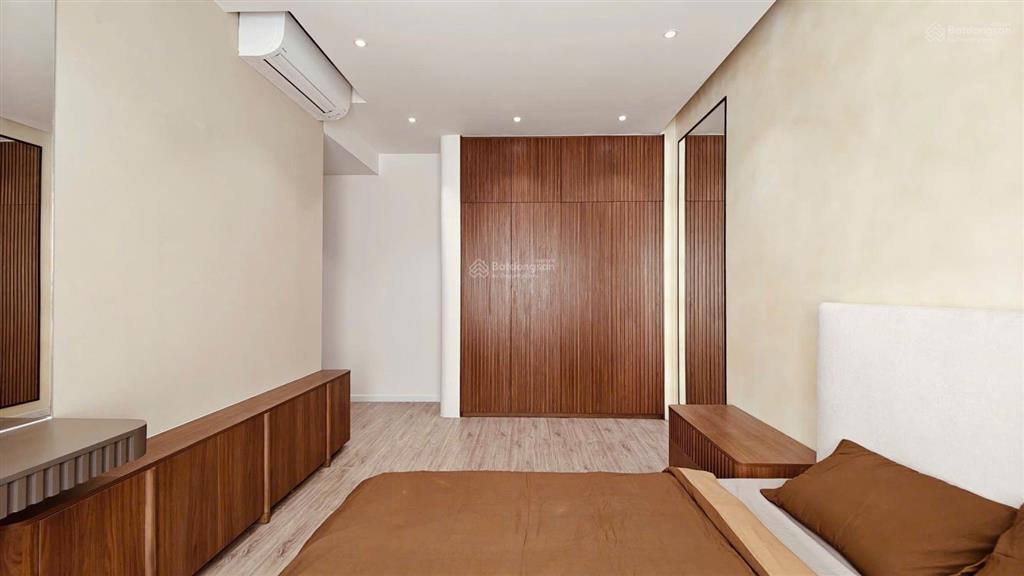 Bán căn hộ the infinity phú mỹ hưng tháp 9, lầu 25 129m2 full nội thất giá tốt 13,3 tỷ