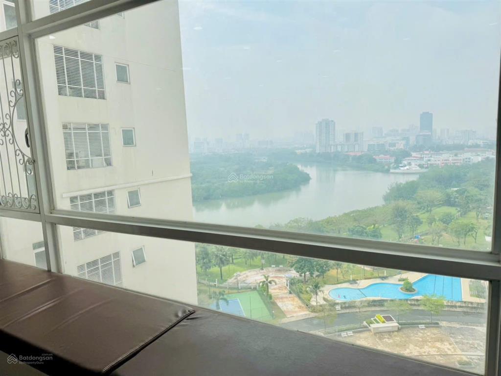 Bán căn hộ riverside residence phú mỹ hưng 4pn 180m view sông có 2 ô xe riêng giá 20,5 tỷ