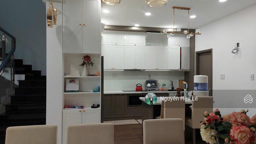 Bán biệt thự nam thông 3 phú mỹ hưng 7x18m 4pn full nt có hđt 65tr giá 48,5 tỷ