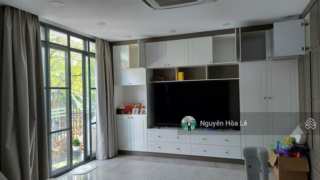 Bán biệt thự nam thông 3 phú mỹ hưng 7x18m 4pn full nt có hđt 65tr giá 48,5 tỷ