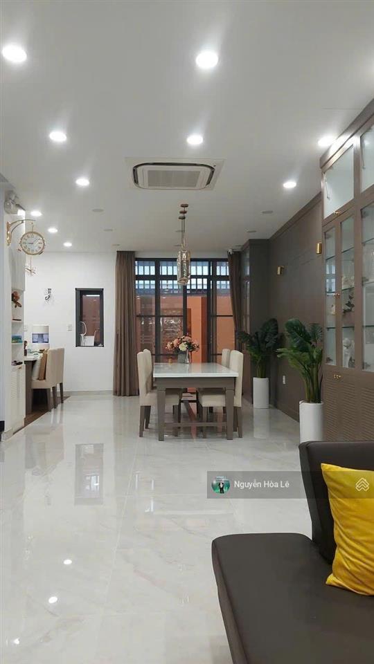Bán biệt thự nam thông 3 phú mỹ hưng 7x18m 4pn full nt có hđt 65tr giá 48,5 tỷ