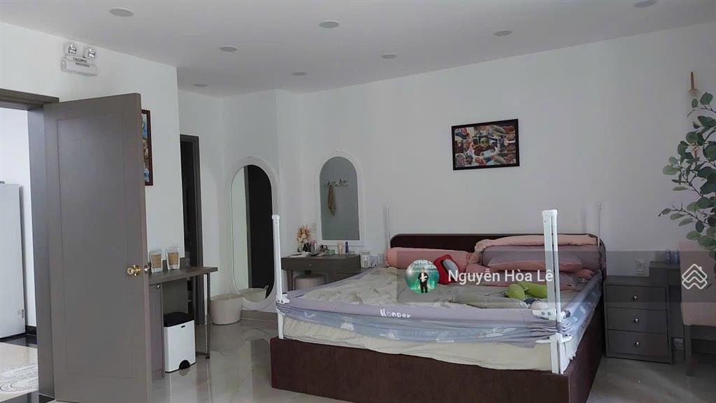 Bán biệt thự nam thông 3 phú mỹ hưng 7x18m 4pn full nt có hđt 65tr giá 48,5 tỷ