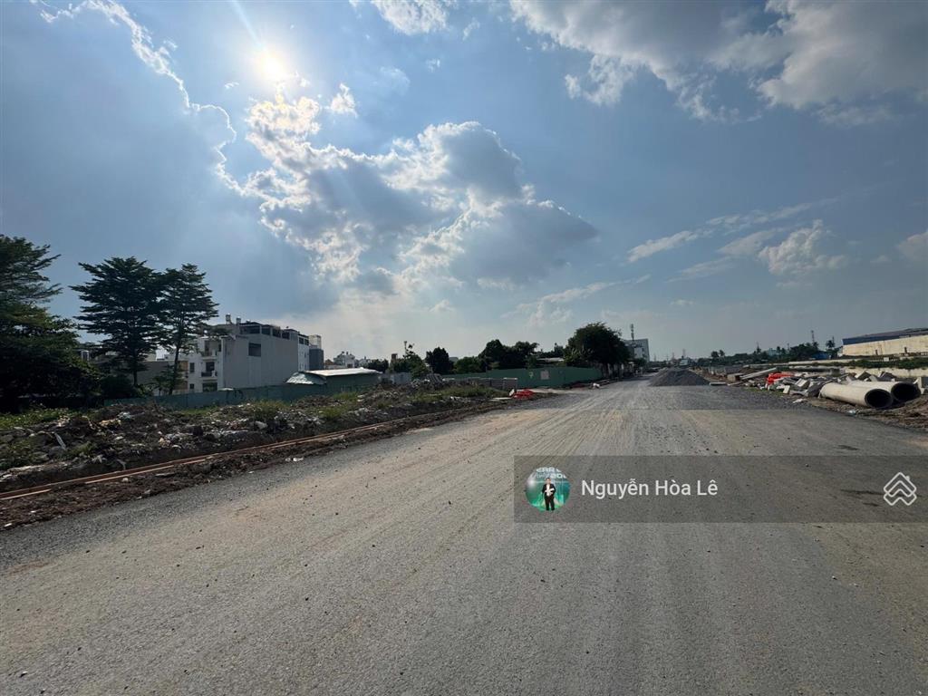 Bán đất mặt tiền kênh tham lương sông vàm thuật gò vấp 5x30m view sông giá 18 tỷ