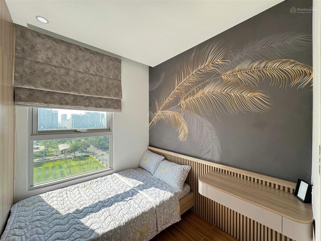 Cần bán căn hộ star hill phú mỹ hưng lầu 11