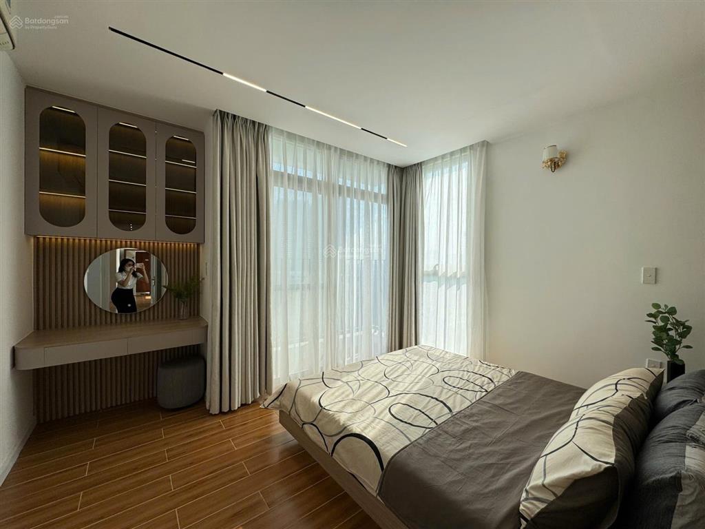 Cần bán căn hộ star hill phú mỹ hưng lầu 11