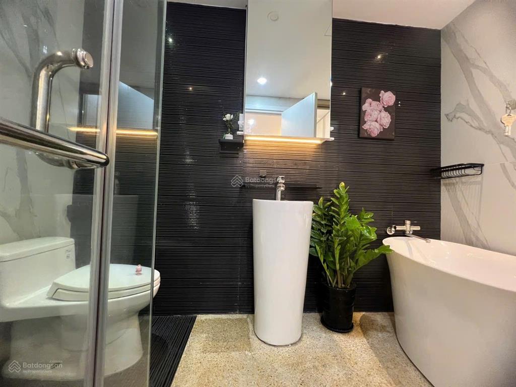 Bán căn hộ green valley pmh 120m, 3pn, view sân golf, lầu 9, sổ hồng, giá 11.5 tỷ nhà yên tĩnh