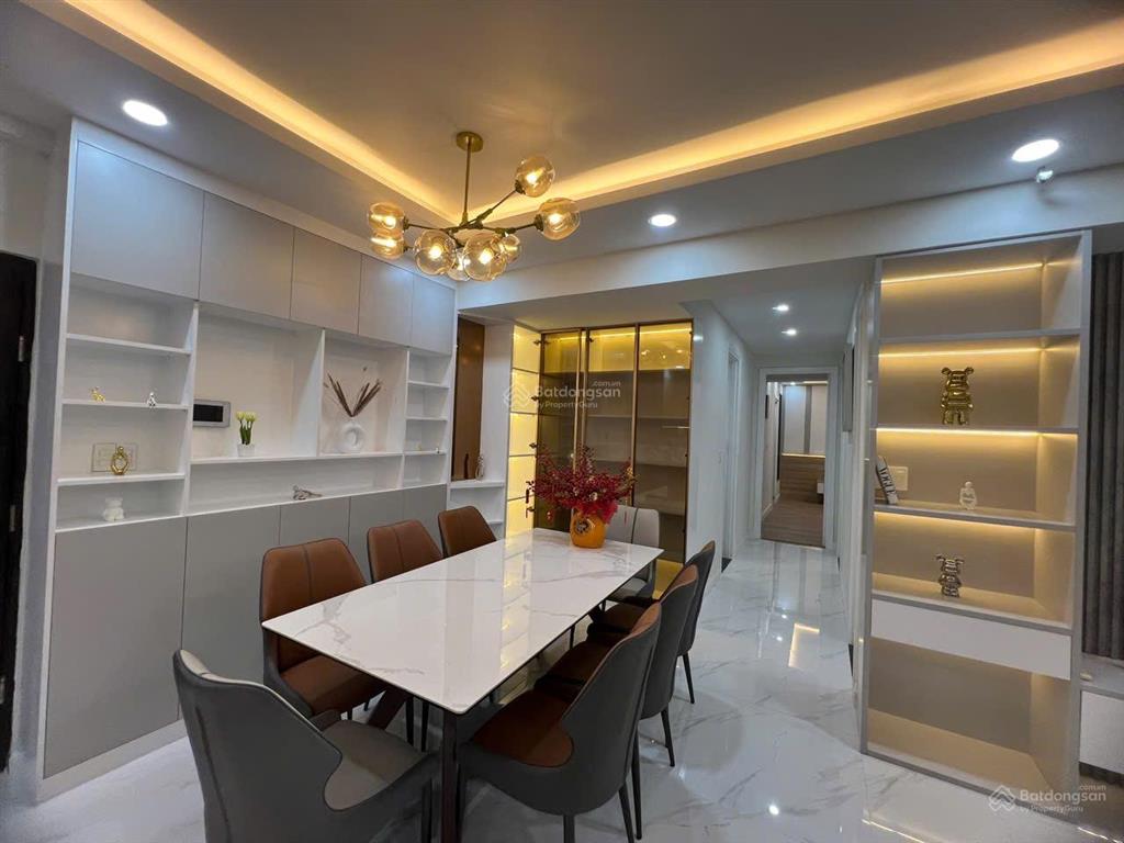 Bán căn hộ green valley pmh 120m, 3pn, view sân golf, lầu 9, sổ hồng, giá 11.5 tỷ nhà yên tĩnh