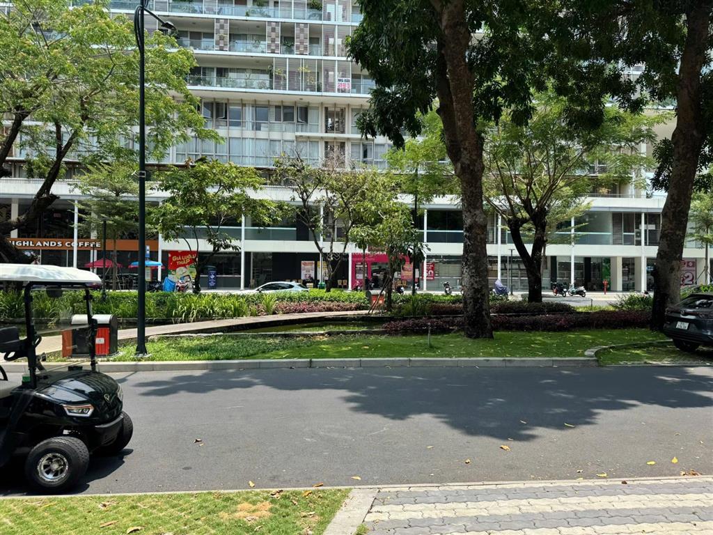 Bán shophouse panorama tôn dật tiên phú mỹ hưng 153m2 có lầu đang cho thuê giá 24 tỷ