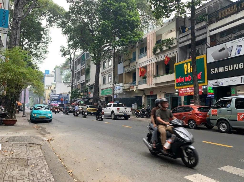 Bán nhà mặt tiền đường trần bình trọng, phường 3, quận 5