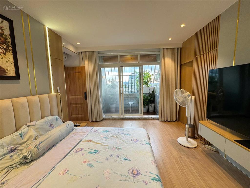 Bán duplex cảnh viên phú mỹ hưng 170m2 4pn căn góc lầu 10 giá thương lượng