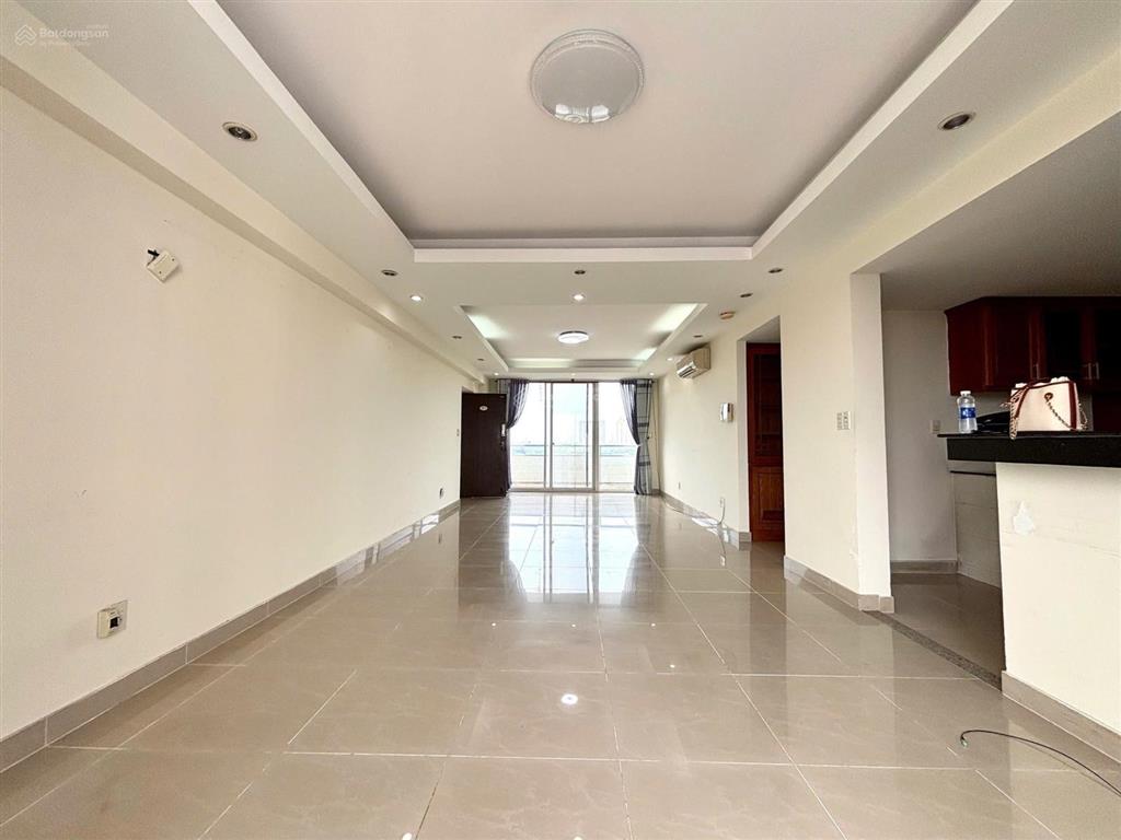 Cho thuê căn hộ grand view c phú mỹ hưng 170m2 3pn lầu 8 giá 1500 usd