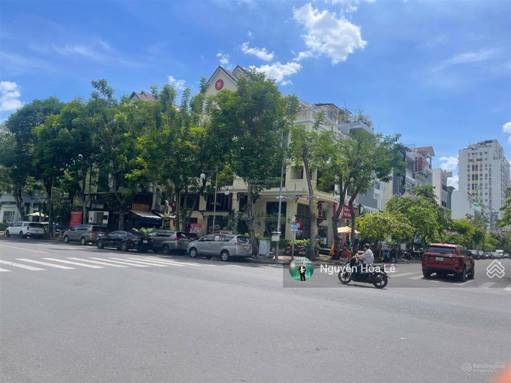 Cho thuê căn góc bùi bằng đoàn và số 6 khu hưng phước 4, vị trí rất đẹp phú mỹ hưng