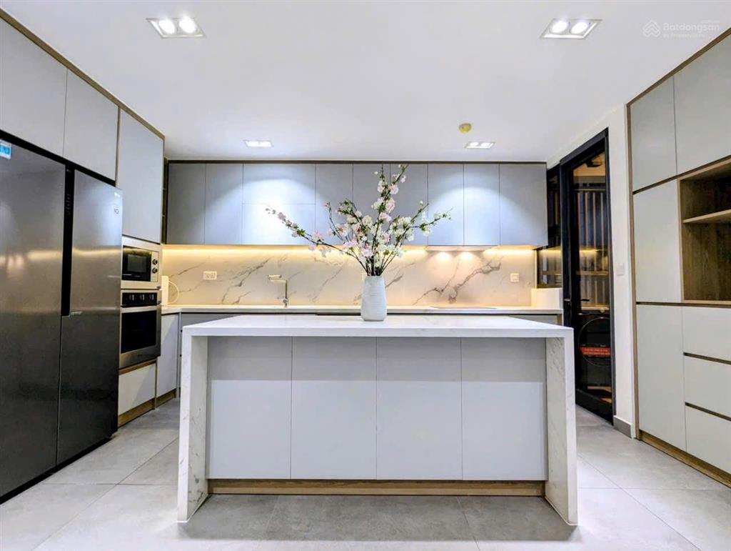 Bán căn hộ 147m2 3pn siêu đẹp the view riviera point t7 lầu cao | giá 14.5 tỷ (all in)