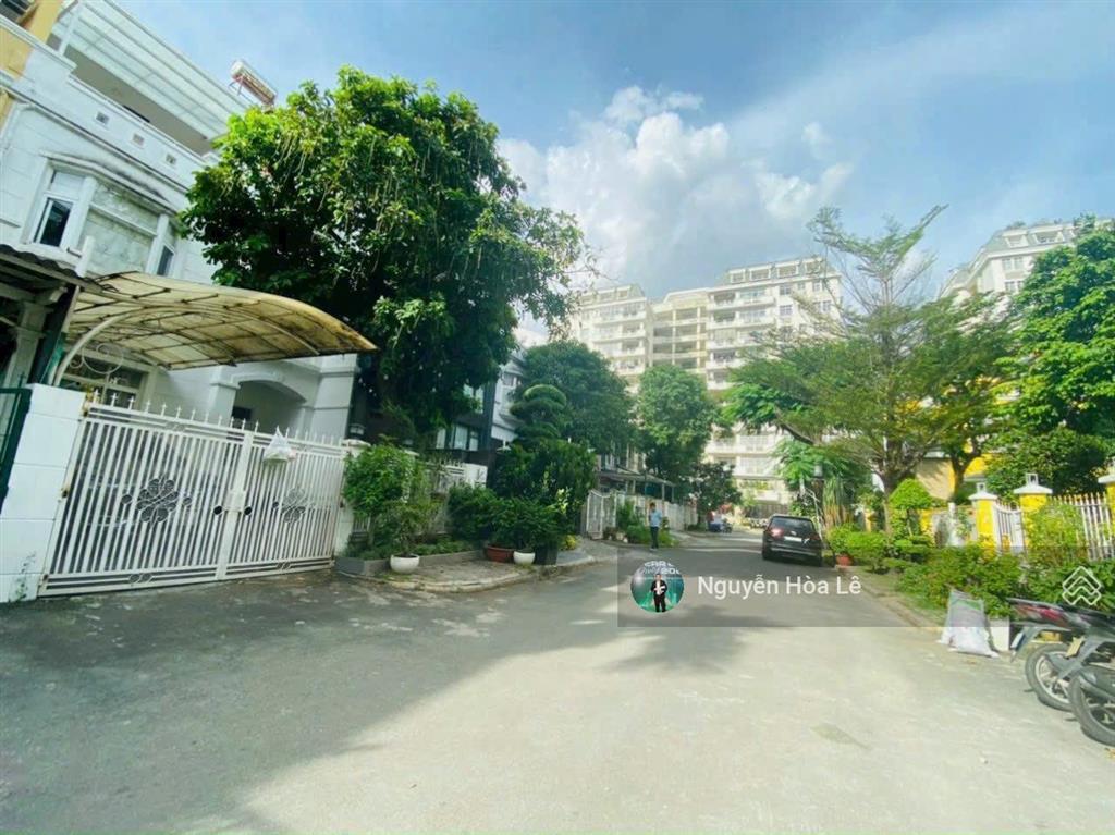 Bán biệt thự liền kề mỹ thái 2 phú mỹ hưng, quận 7 view công viên, hướng đông nam