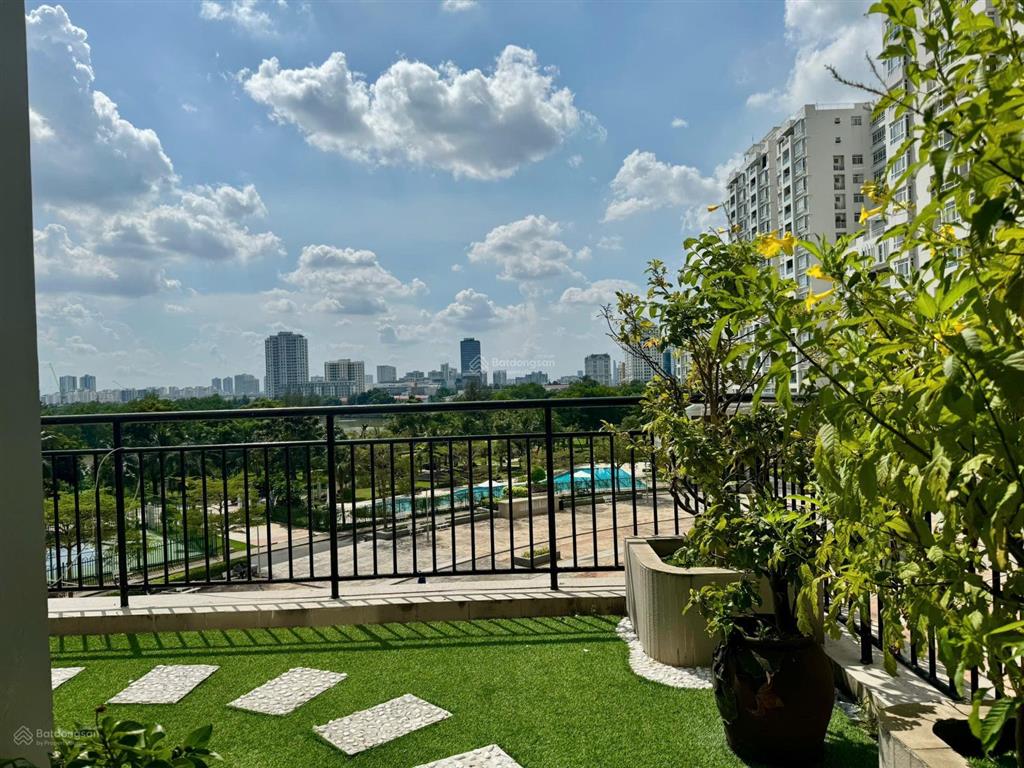Cho thuê căn hộ riverside phú mỹ hưng, lầu 3 sân vườn rộng