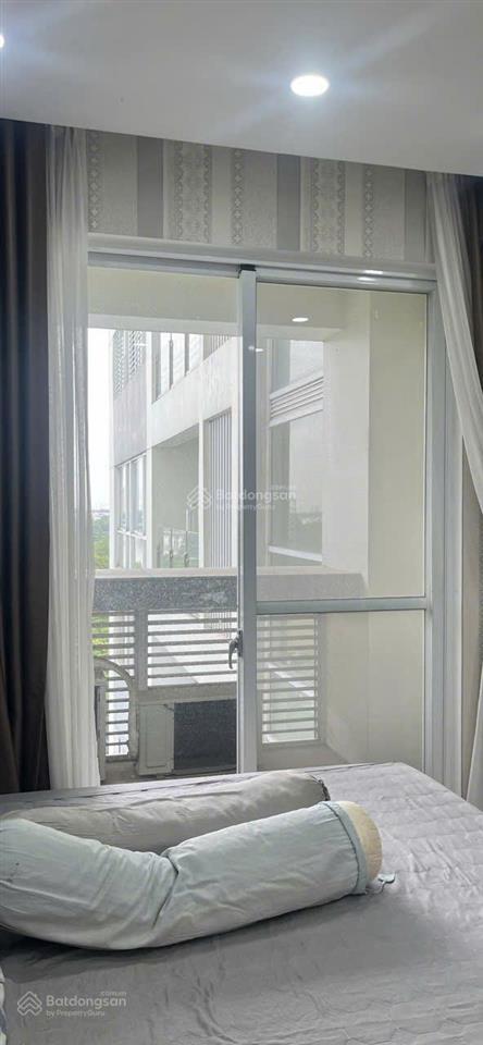 Bán căn hộ riverpark 1 phú mỹ hưng view sông lầu 8