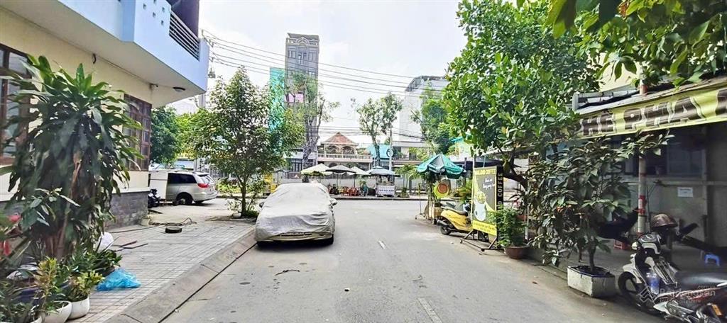 Bán nhà phố đường 2b tân mỹ quận 7 dt 5x16m 3 lầu 5pn giá 14,6 tỷ thương lượng