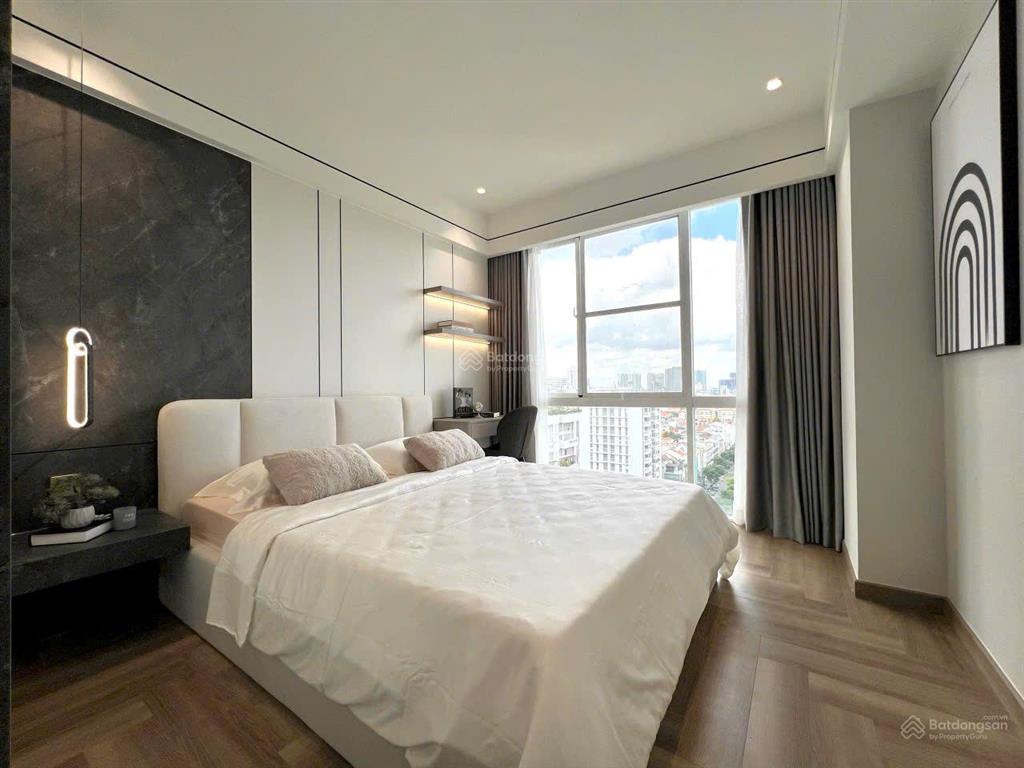 Bán căn hộ riverpark 1 phú mỹ hưng block b lầu 14