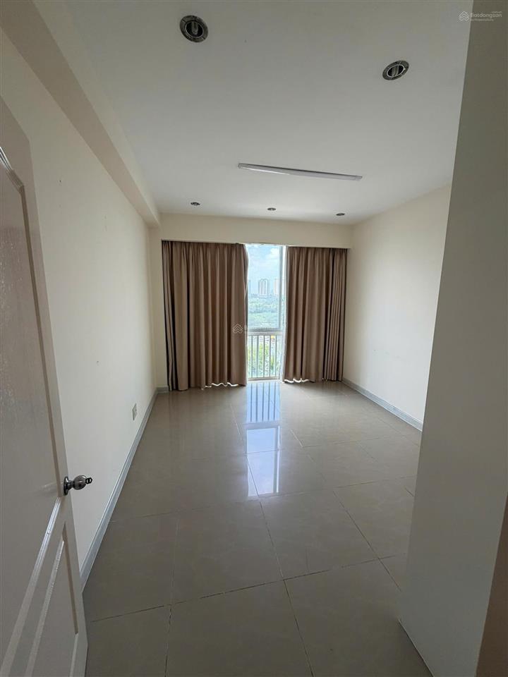 Cho thuê căn hộ grandview c lầu 10 view sông phú mỹ hưng