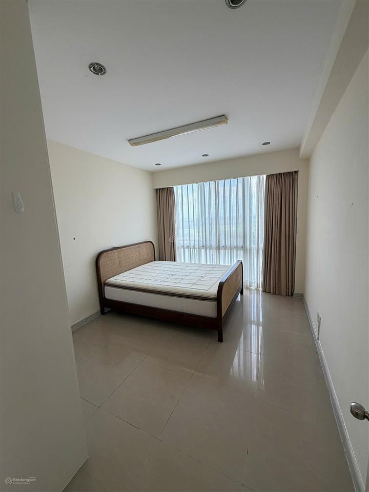 Cho thuê căn hộ grandview c lầu 10 view sông phú mỹ hưng