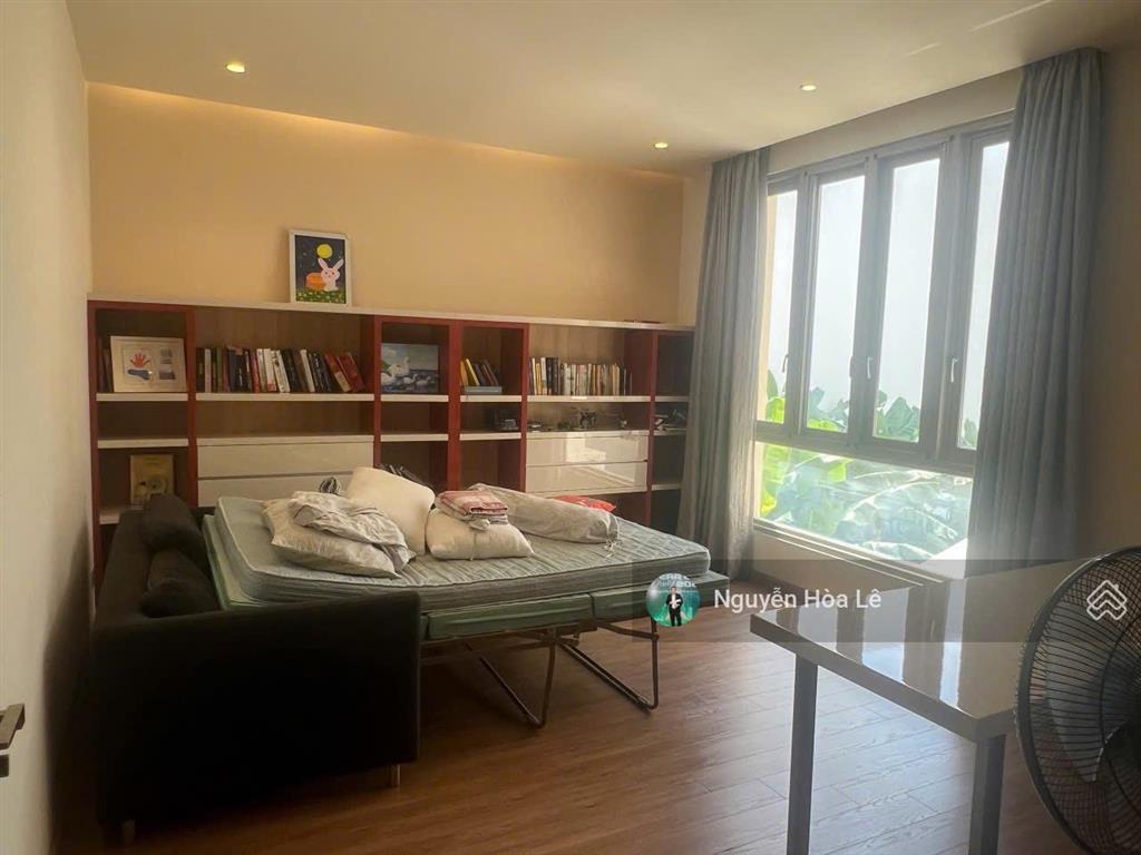 Cho thuê biệt thự nam đô mặt tiền đường 18, phú mỹ hưng | full nội thất gần công viên