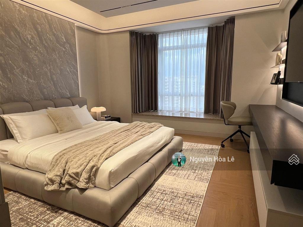 Bán căn hộ cao cấp nhà đẹp riverside residence phú mỹ hưng lầu 18