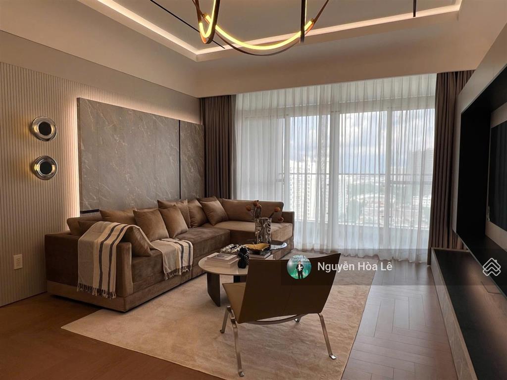 Bán căn hộ cao cấp nhà đẹp riverside residence phú mỹ hưng lầu 18