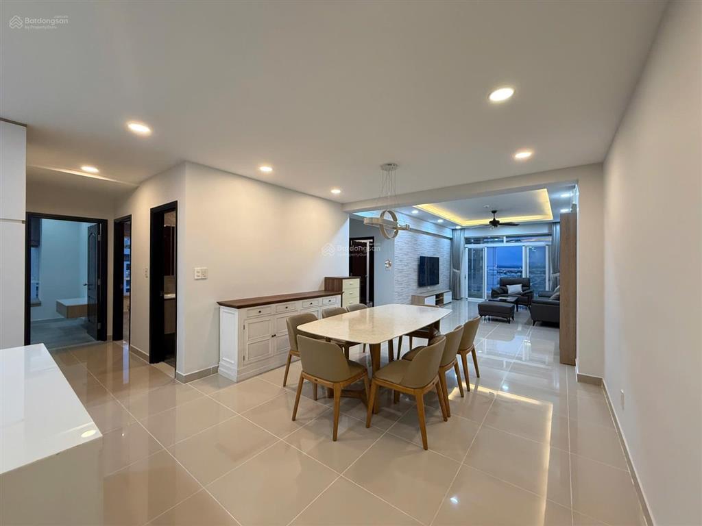 Cho thuê căn hộ riverside residence phú mỹ hưng 146m2 3pn view sông full nội thất 50 triệu